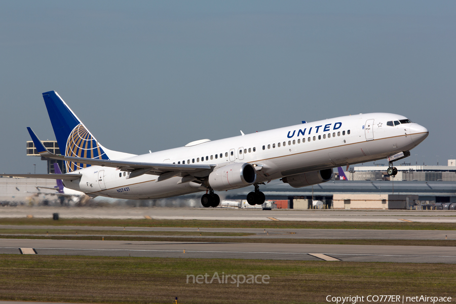 United Airlines Boeing 737-924(ER) (N27421) | Photo 104716