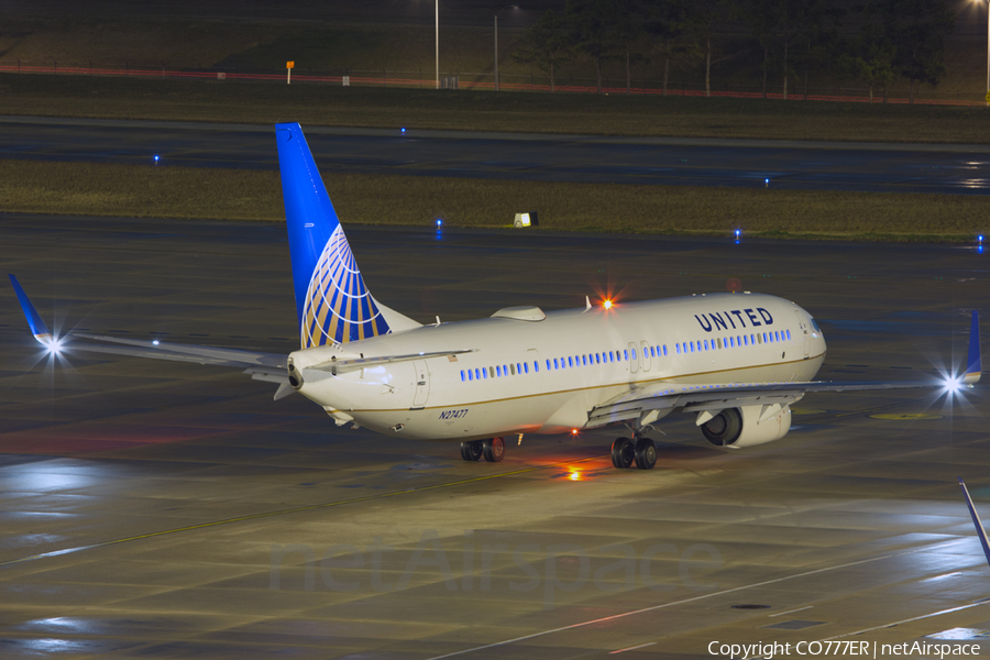 United Airlines Boeing 737-924(ER) (N27477) | Photo 66750
