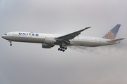 United Airlines Boeing 777-322(ER) (N2747U) at  Frankfurt am Main, Germany