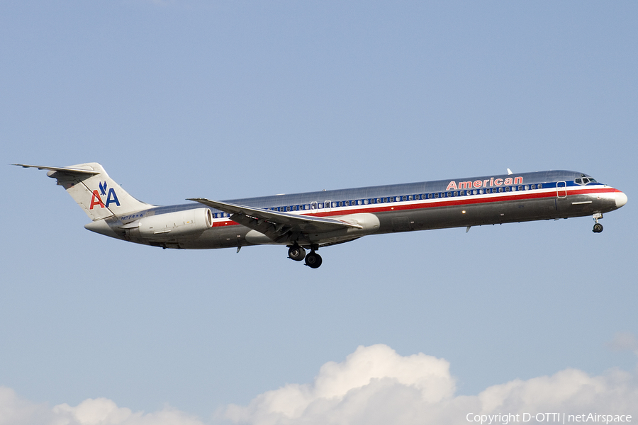 American Airlines McDonnell Douglas MD-82 (N274AA) | Photo 177426