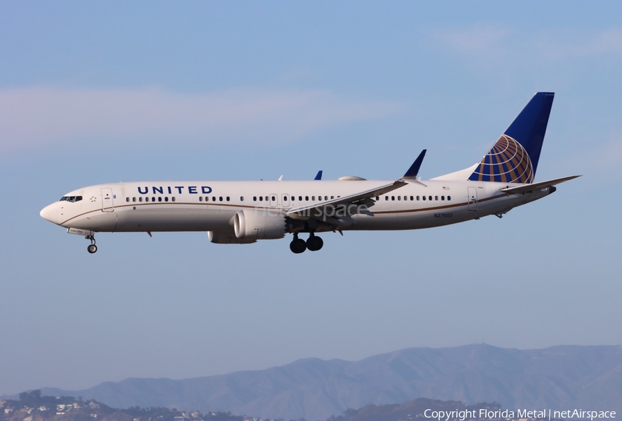 United Airlines Boeing 737-9 MAX (N27503) | Photo 615465