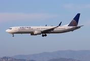 United Airlines Boeing 737-9 MAX (N27503) at  Los Angeles - International, United States