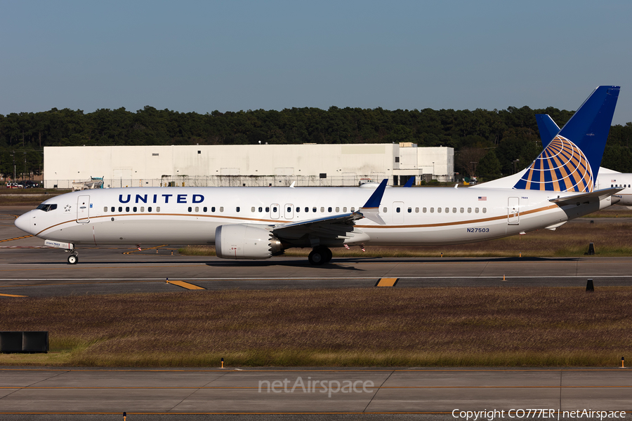 United Airlines Boeing 737-9 MAX (N27503) | Photo 387120
