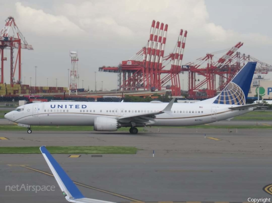 United Airlines Boeing 737-9 MAX (N27511) | Photo 634251