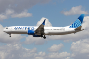 United Airlines Boeing 737-9 MAX (N27526) at  Phoenix - Sky Harbor, United States