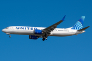 United Airlines Boeing 737-9 MAX (N27526) at  Tampa - International, United States