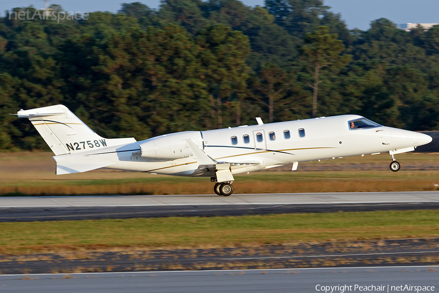 (Private) Bombardier Learjet 40 (N2758W) | Photo 193235