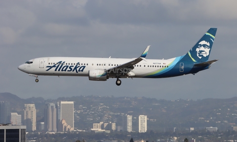Alaska Airlines Boeing 737-990(ER) (N277AK) at  Los Angeles - International, United States