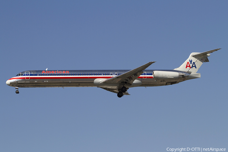 American Airlines McDonnell Douglas MD-82 (N278AA) | Photo 338404