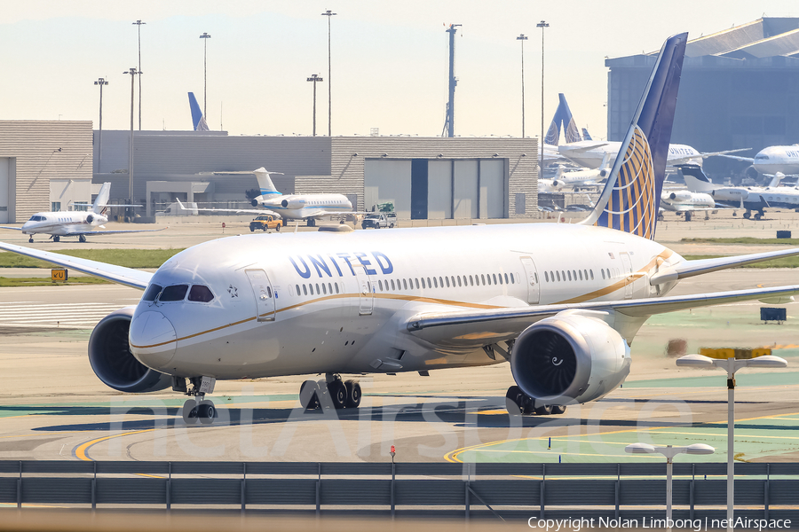 United Airlines Boeing 787-8 Dreamliner (N27901) | Photo 426816
