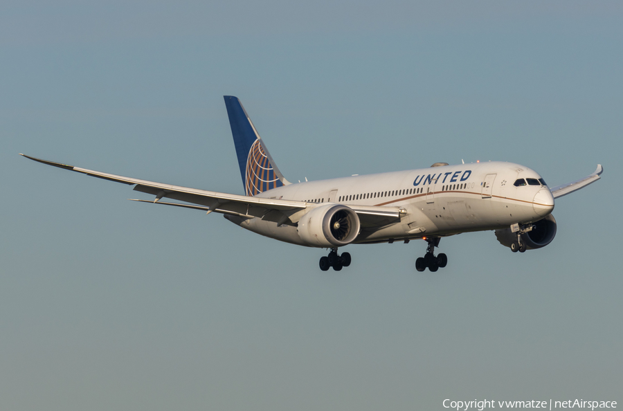 United Airlines Boeing 787-8 Dreamliner (N27903) | Photo 562535