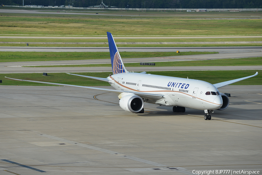 United Airlines Boeing 787-8 Dreamliner (N27903) | Photo 196373