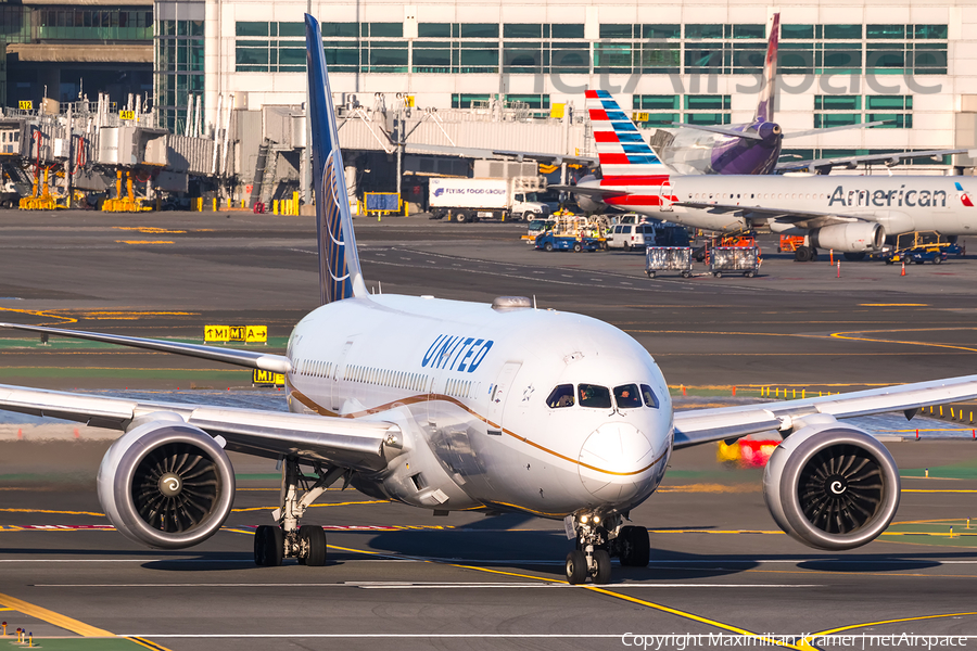 United Airlines Boeing 787-8 Dreamliner (N27903) | Photo 503171