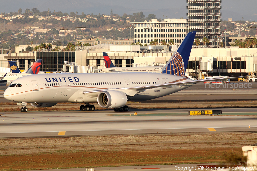 United Airlines Boeing 787-8 Dreamliner (N27908) | Photo 35434