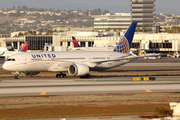 United Airlines Boeing 787-8 Dreamliner (N27908) at  Los Angeles - International, United States