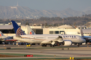 United Airlines Boeing 787-8 Dreamliner (N27908) at  Los Angeles - International, United States