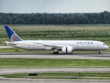 United Airlines Boeing 787-9 Dreamliner (N27957) at  Houston - George Bush Intercontinental, United States