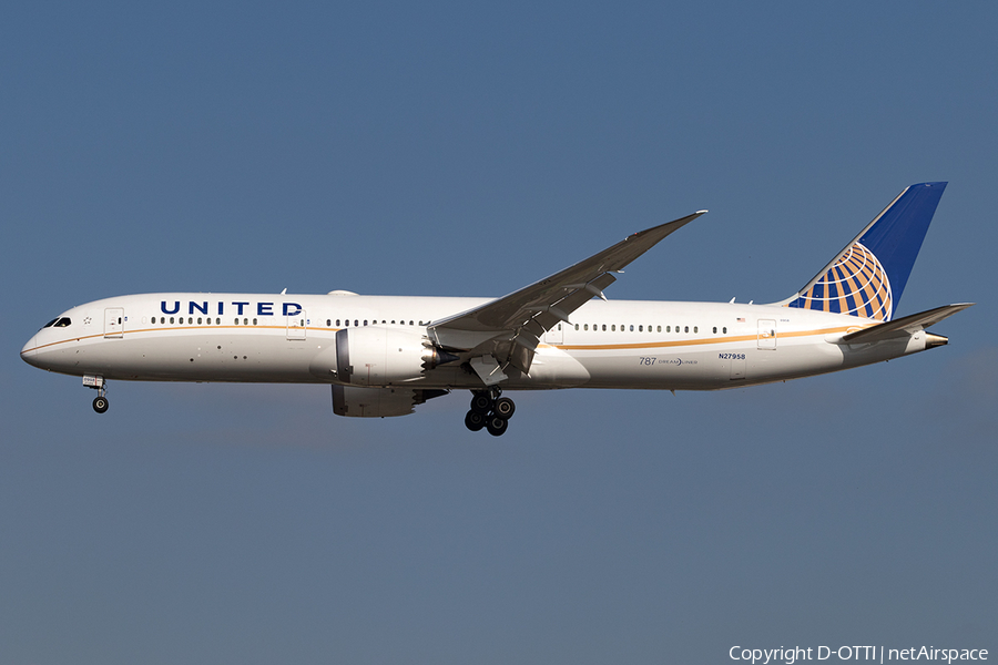 United Airlines Boeing 787-9 Dreamliner (N27958) | Photo 143763