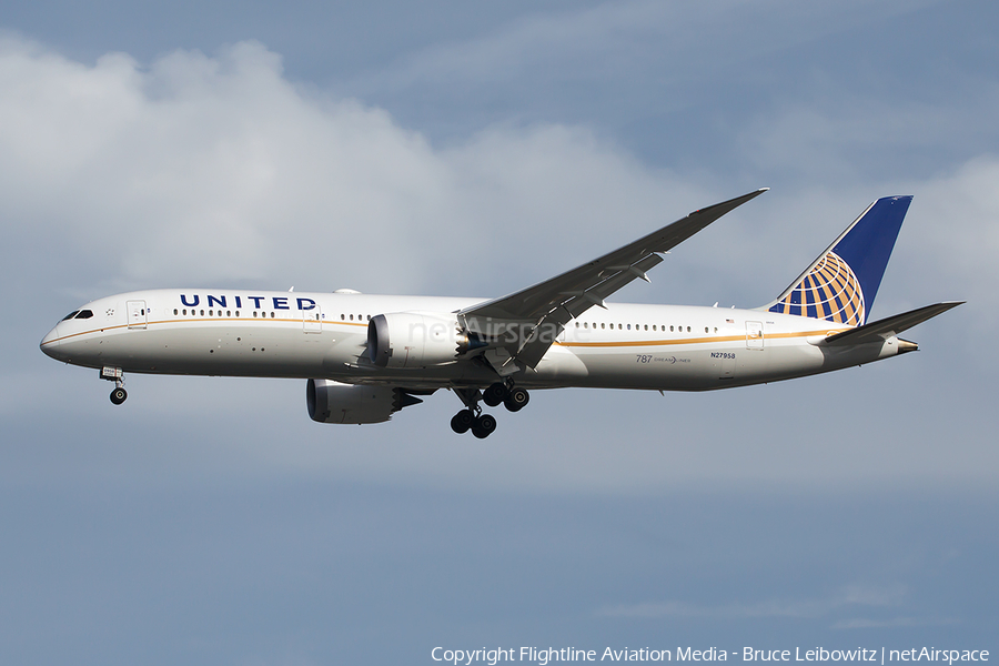 United Airlines Boeing 787-9 Dreamliner (N27958) | Photo 99657