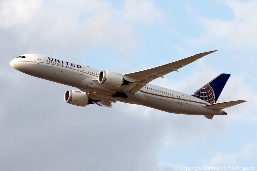 United Airlines Boeing 787-9 Dreamliner (N27965) | Photo 265159