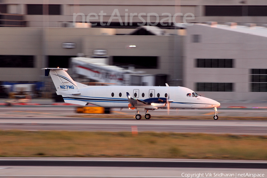 (Private) Beech 1900D (N27NG) | Photo 70333