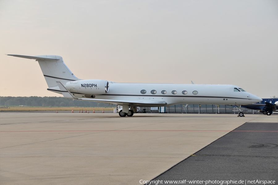Global Air Charters Gulfstream G-V (N280PH) | Photo 454795