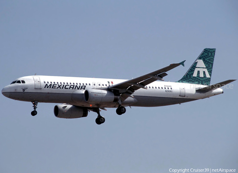 Mexicana Airbus A320-231 (N280RX) | Photo 555602
