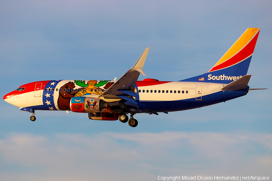 Southwest Airlines Boeing 737-7H4 (N280WN) | Photo 203161