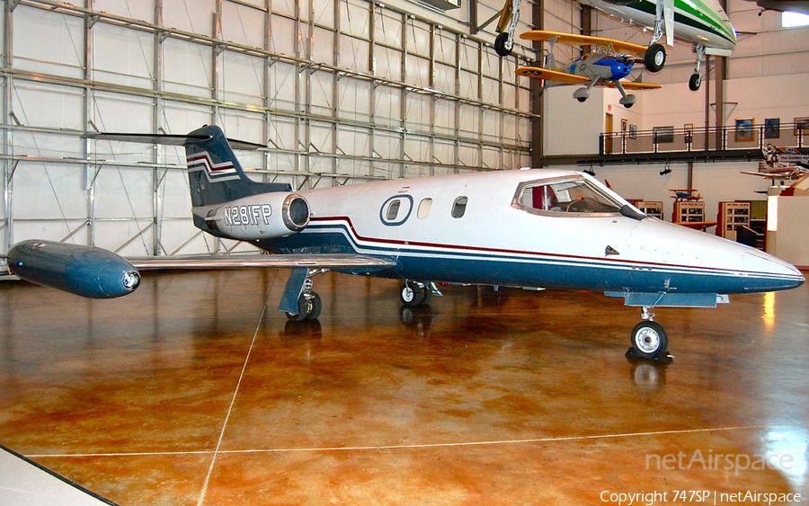 (Private) Learjet 24D (N281FP) | Photo 38362