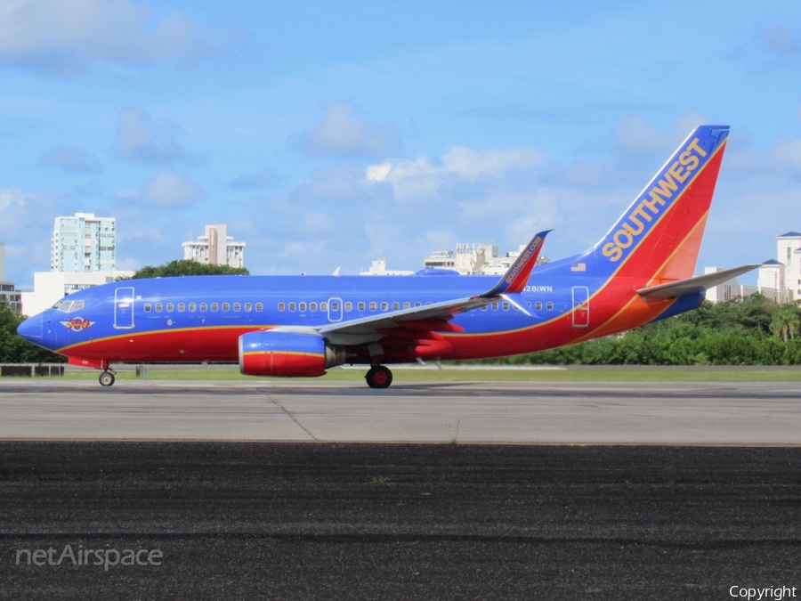 Southwest Airlines Boeing 737-7H4 (N281WN) | Photo 414019