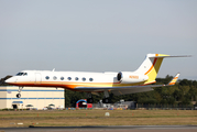 (Private) Gulfstream G-V-SP (G550) (N282Q) at  Farnborough, United Kingdom