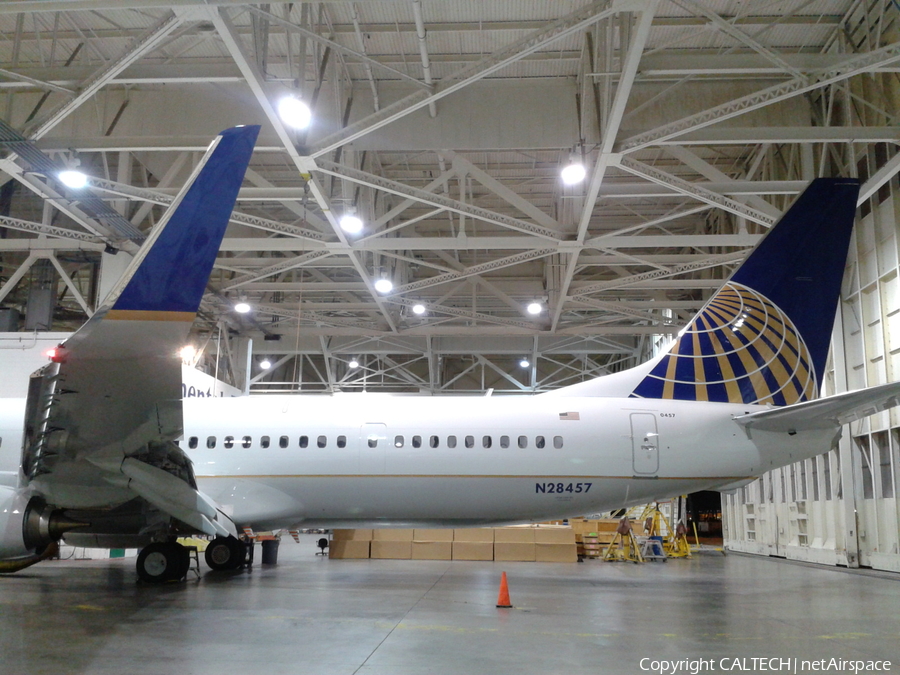 United Airlines Boeing 737-924(ER) (N28457) | Photo 11796