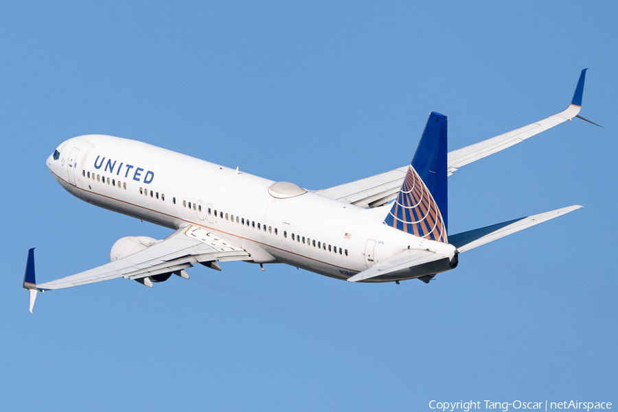 United Airlines Boeing 737-924(ER) (N28478) | Photo 464801