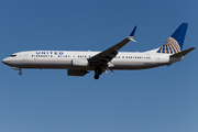 United Airlines Boeing 737-924(ER) (N28478) at  Los Angeles - International, United States