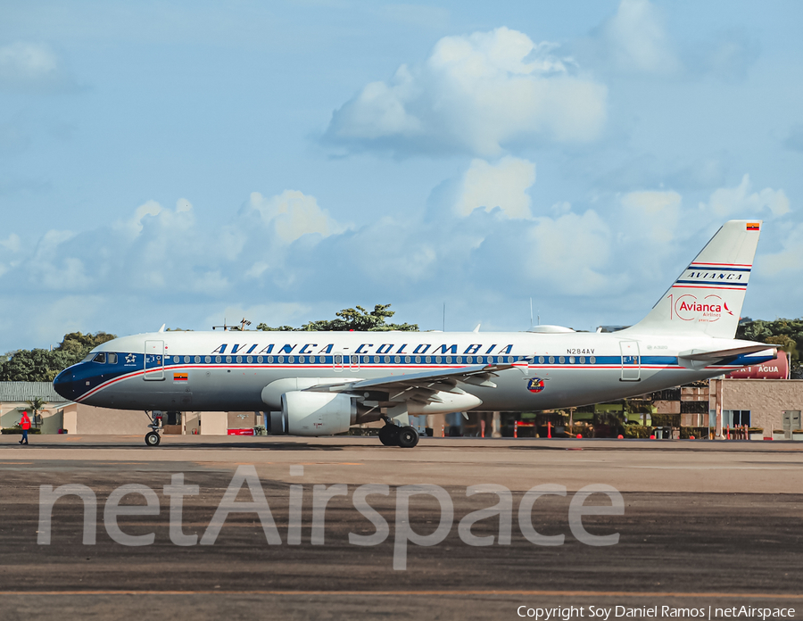 Avianca Airbus A320-214 (N284AV) | Photo 463365