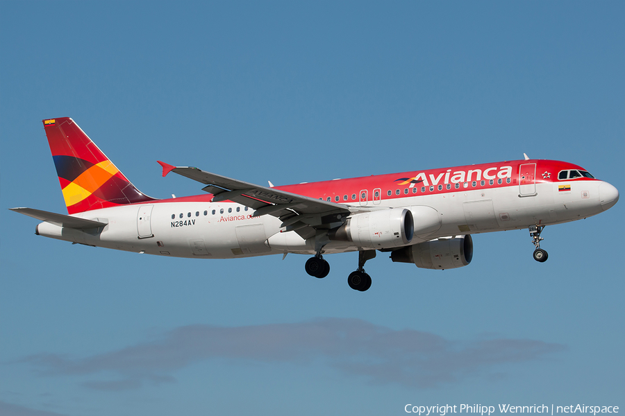 Avianca Airbus A320-214 (N284AV) | Photo 137614