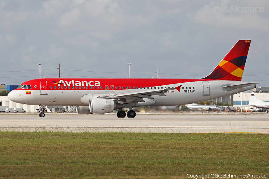 Avianca Airbus A320-214 (N284AV) | Photo 37089