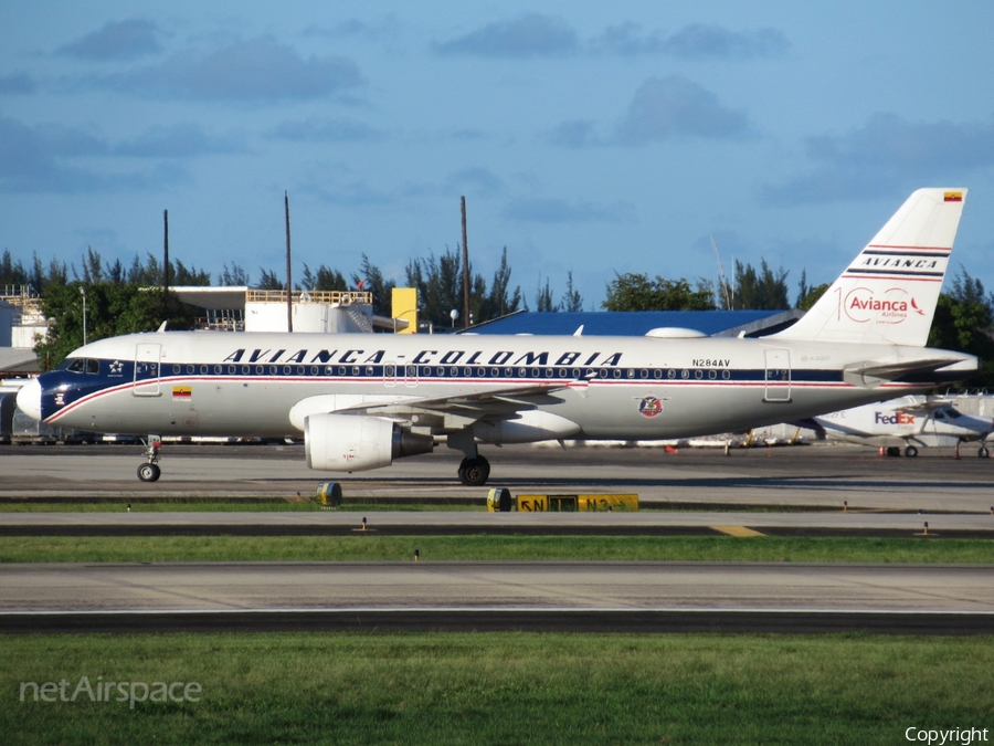 Avianca Airbus A320-214 (N284AV) | Photo 537426