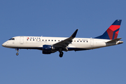 Delta Connection (Republic Airlines) Embraer ERJ-175LR (ERJ-170-200LR) (N284SY) at  Los Angeles - International, United States