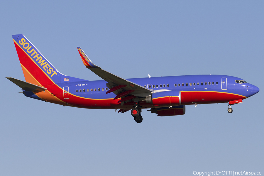 Southwest Airlines Boeing 737-7H4 (N284WN) | Photo 535766