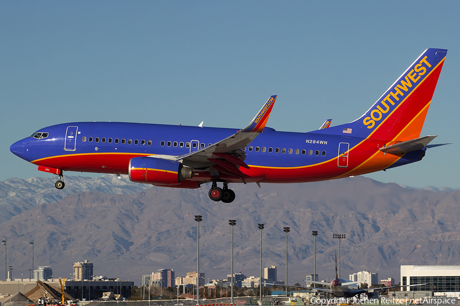 Southwest Airlines Boeing 737-7H4 (N284WN) | Photo 99201