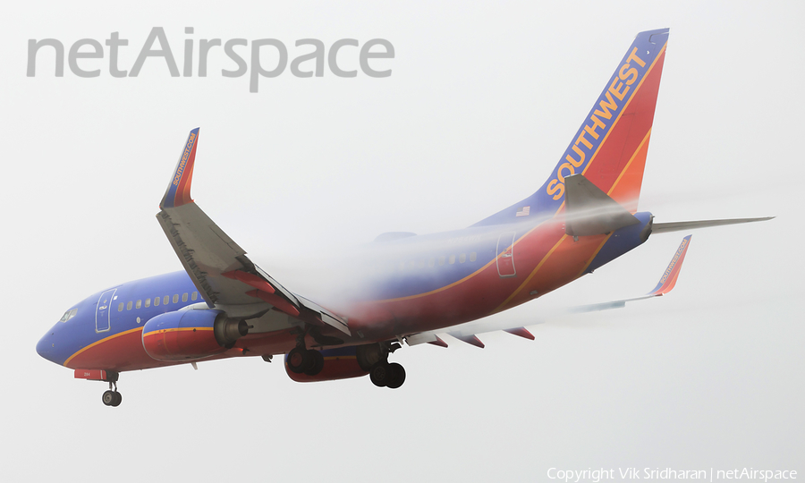 Southwest Airlines Boeing 737-7H4 (N284WN) | Photo 207728