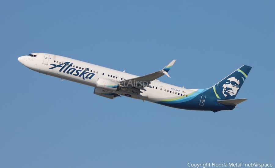 Alaska Airlines Boeing 737-990(ER) (N285AK) | Photo 661028