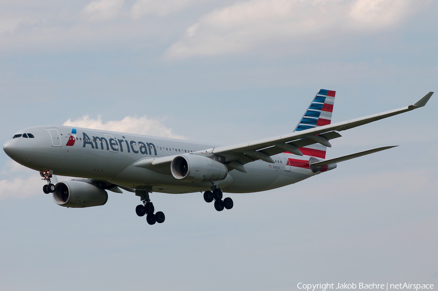 American Airlines Airbus A330-243 (N285AY) | Photo 138952
