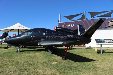 (Private) Cirrus SF50 Vision Jet G2+ Arrivee (N285SG) at  Oshkosh - Wittman Regional, United States