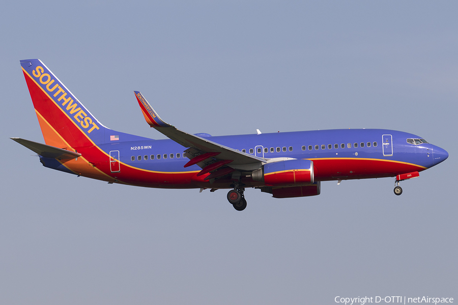 Southwest Airlines Boeing 737-7H4 (N285WN) | Photo 537482