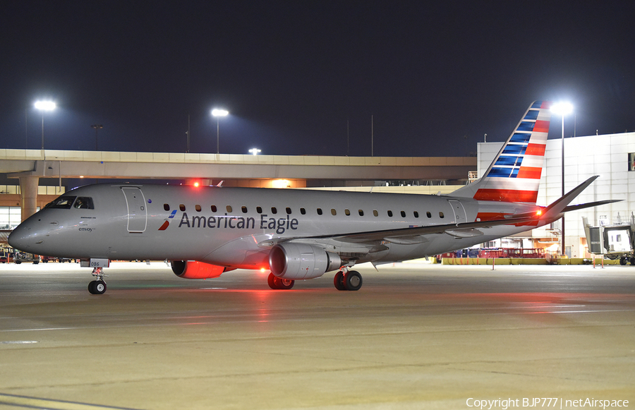 American Eagle (Envoy) Embraer ERJ-175LR (ERJ-170-200LR) (N286NN) | Photo 389123