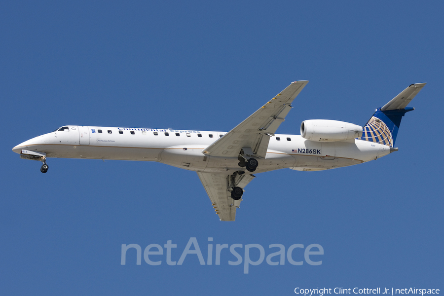 Continental Express (Chautauqua Airlines) Embraer ERJ-145LR (N286SK) | Photo 40564
