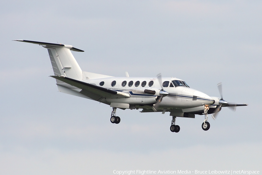 (Private) Beech King Air 200 (N2883) | Photo 153363