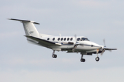 (Private) Beech King Air 200 (N2883) at  Green Bay - Austin Straubel International, United States